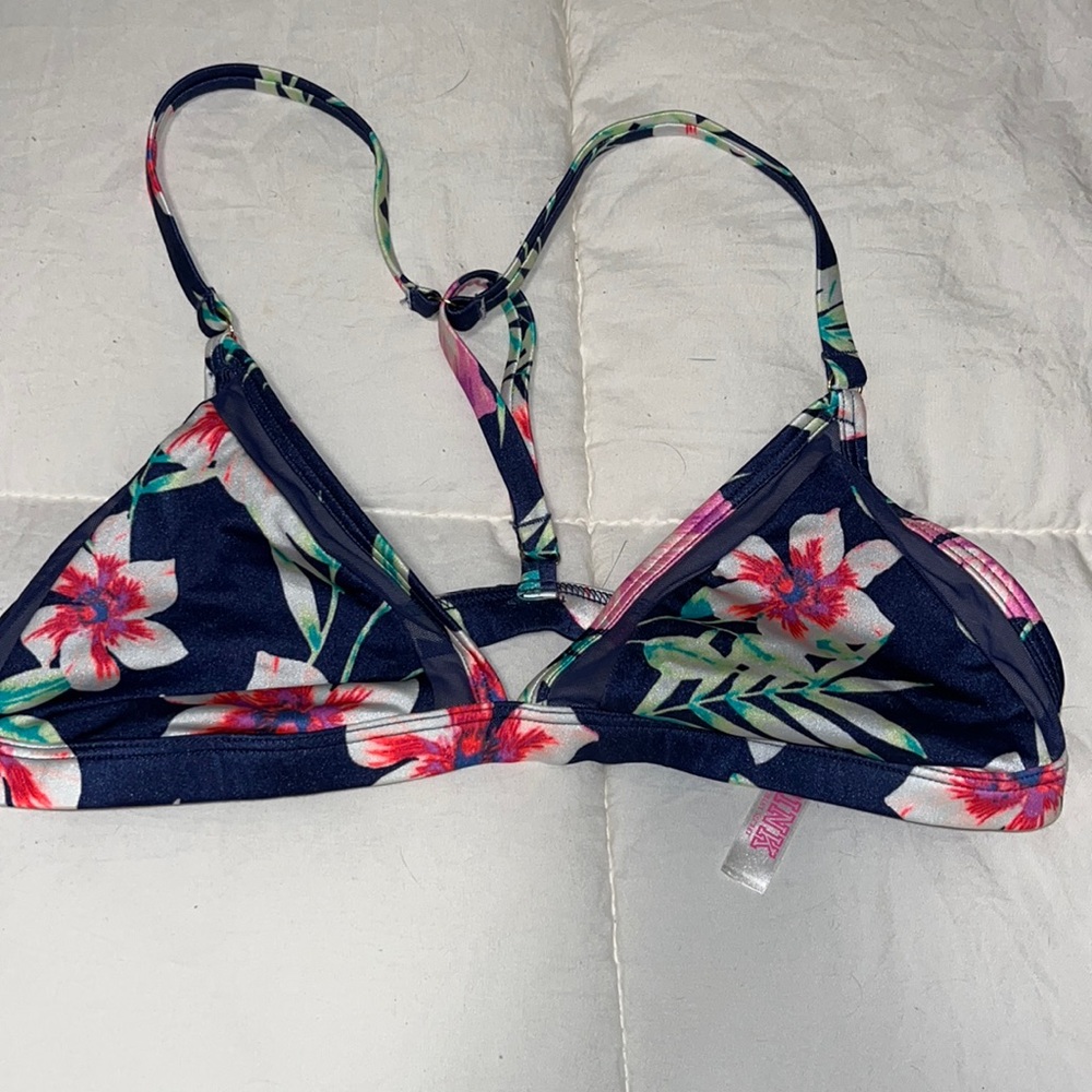 Triangle floral PINK too